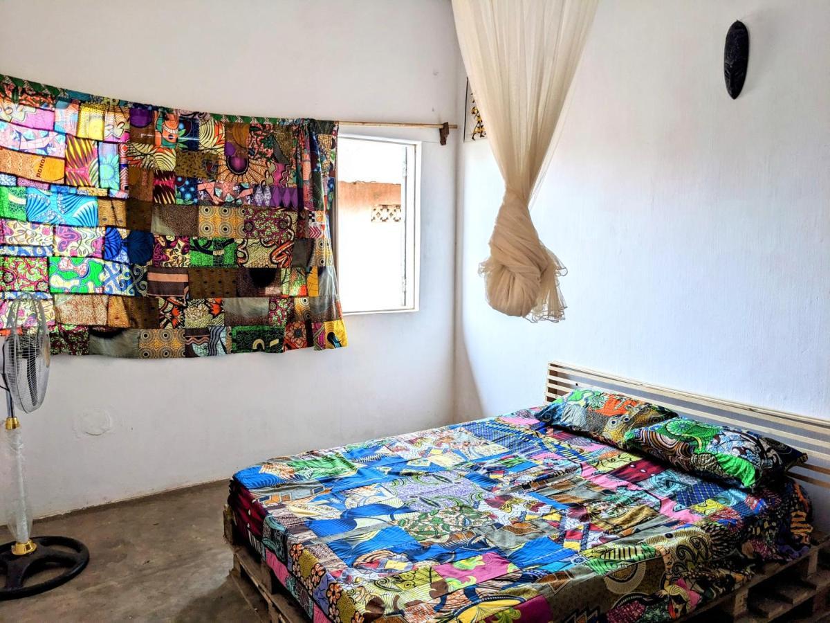Chambres D'Hotes - Chez Mama Sedjro Porto-Novo Exterior foto